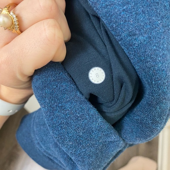 Navy Lululemon Scuba full zip - Picture 3 of 3